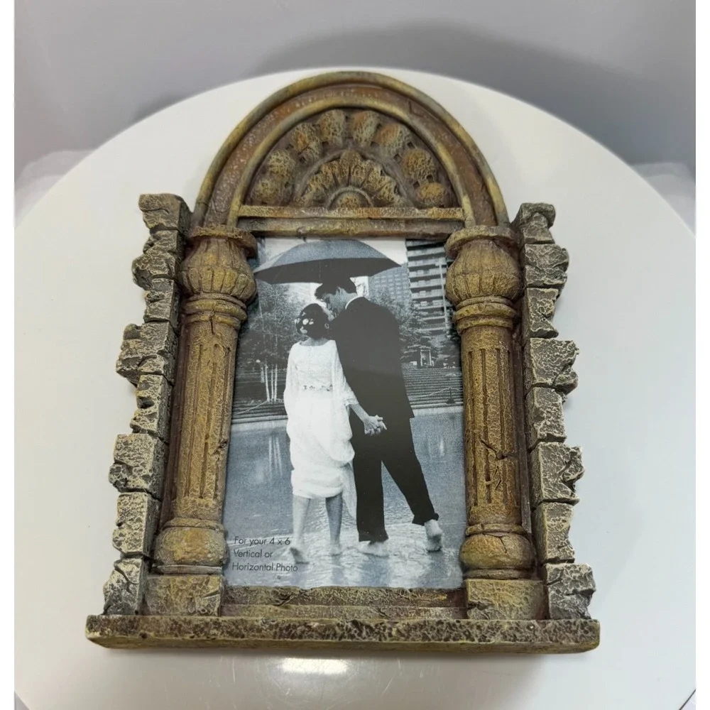 Gothic Cathedral Arch Photo Frame Architectural Resin 4x6 Distressed Stone Ruins